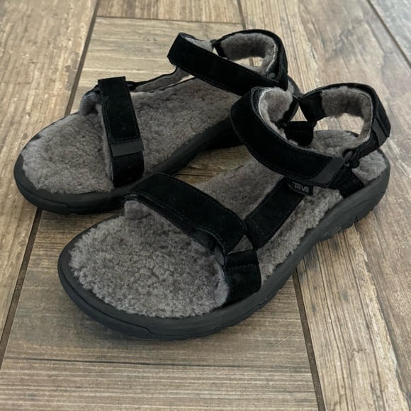 Teva HURRICANE SHEARLING Sandals Men’s size 10 main image 10